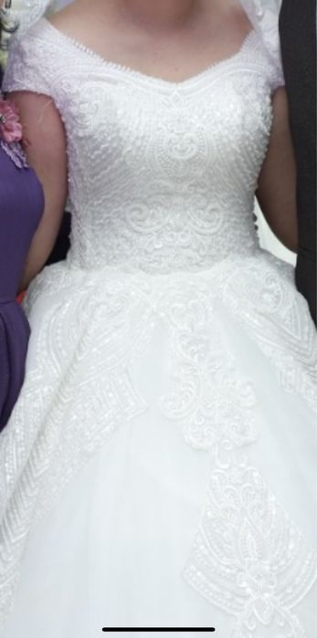 Свадебные платья