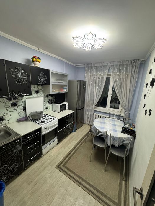 Продам 2 комн квартиру