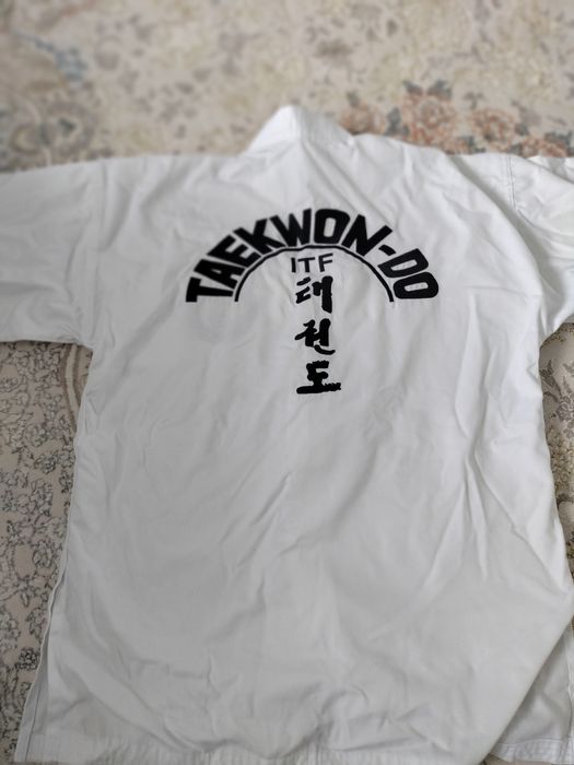 Тайквандо формасы сатылады