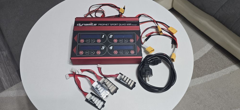 Incarcator Lipo 4x 6s