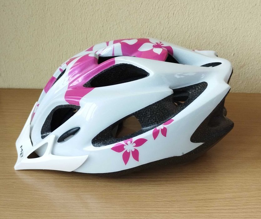 MET - Италианска каска за велосипед