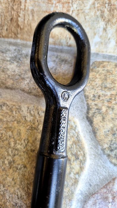 VW ID 3 центр.конзола,инд.зарядно,usb port,cup holder,антена и кука.