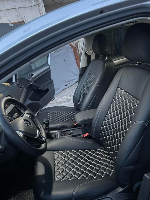 Huse auto golf7 noi