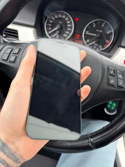 iphone 13 verde stare impecabila