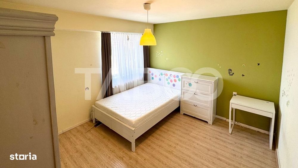Apartament decomandat 2 camere 55 mpu balcon 3 mp de vanzare