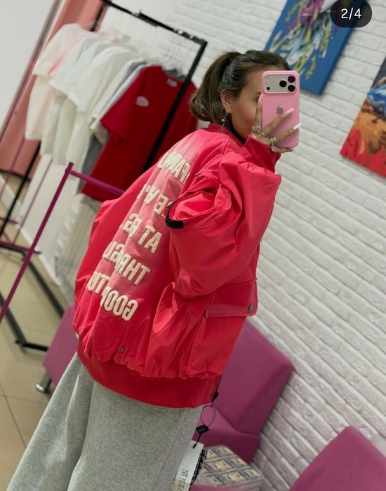 Продам бомбер весенний