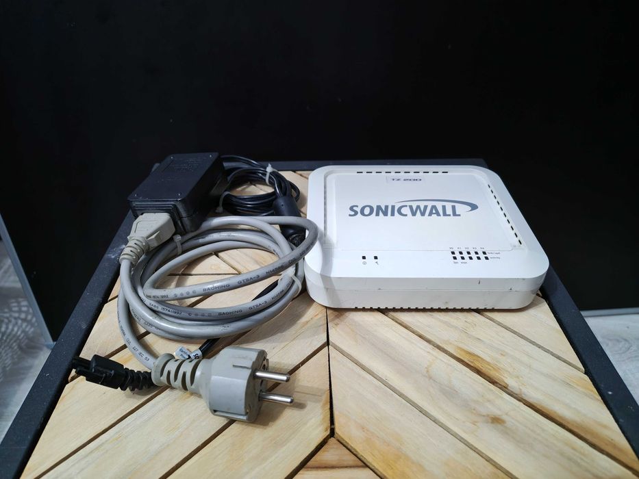 Firewall SonicWall TZ200