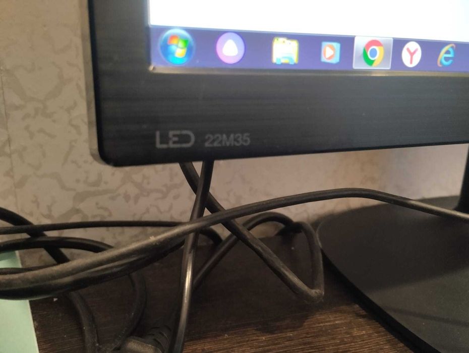 Продам монитор 22 "