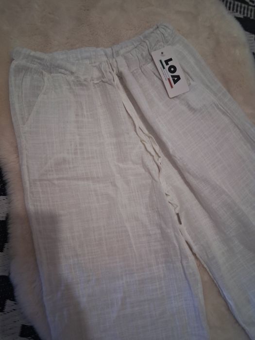 Pantaloni in marimea S