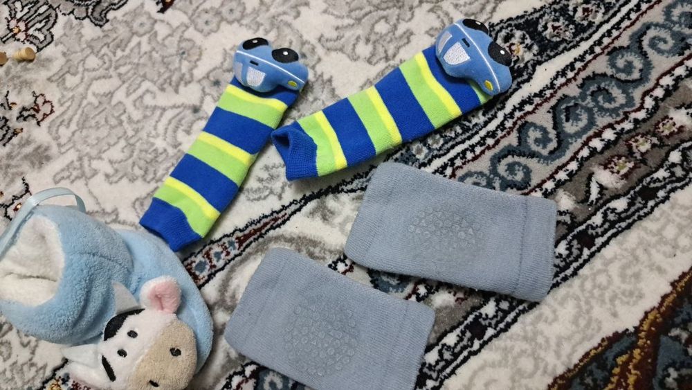 Детские носочки.