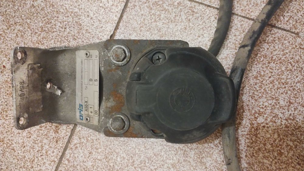 Теглич бмв е39 заключване