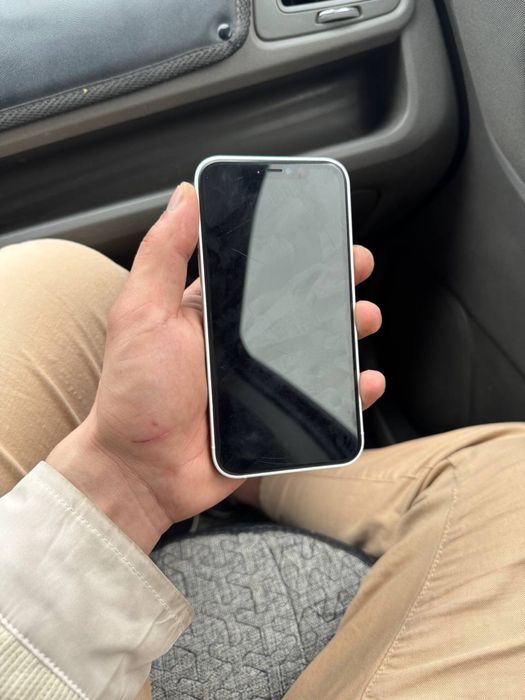 Iphone 11 (17 korpus)