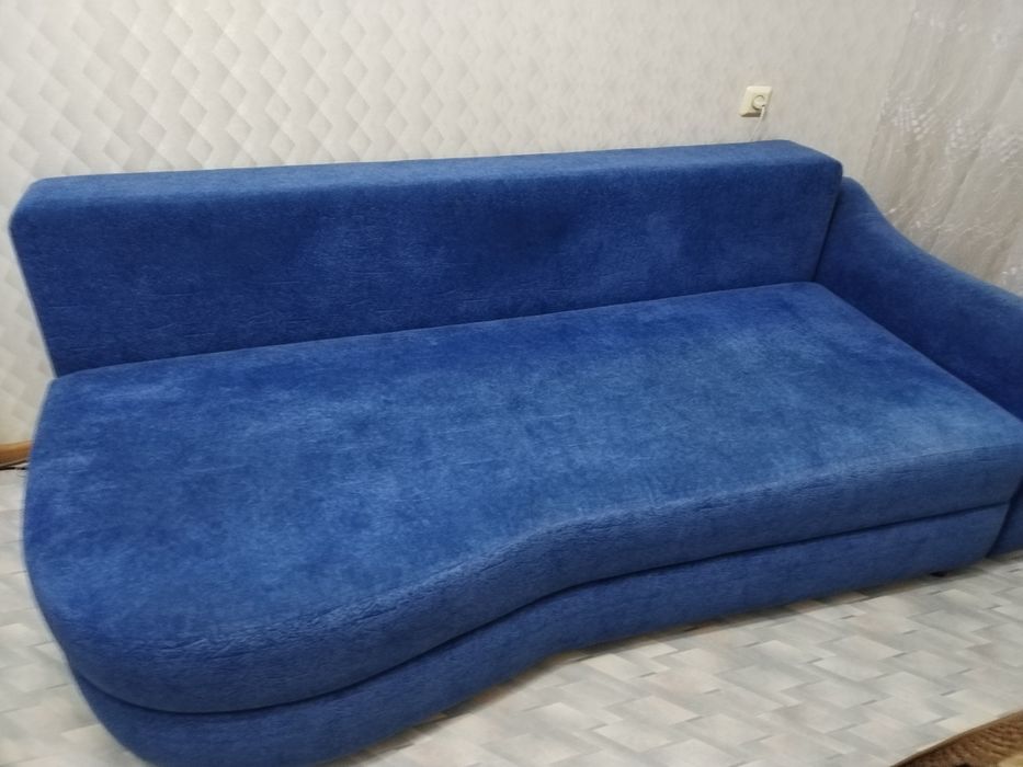 Продам диван раздвижной