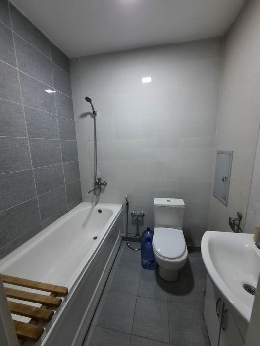 Сергили чоштепа метрони биринчи бекати 1хона 40минг