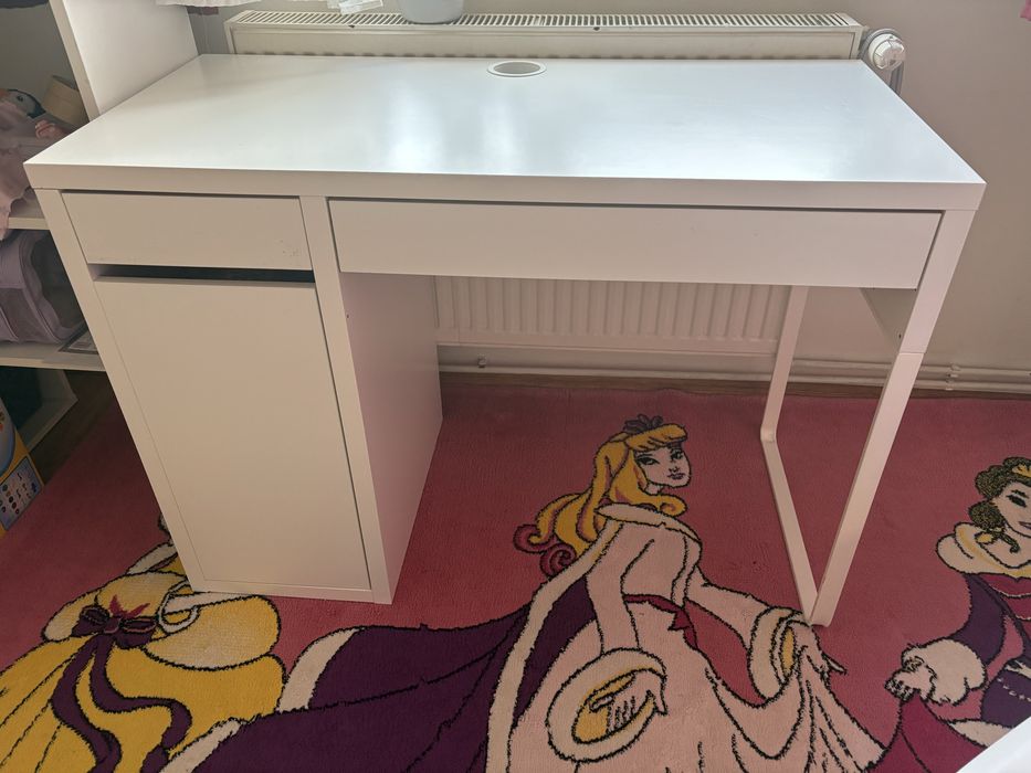 Birou si dulap pt copii Ikea