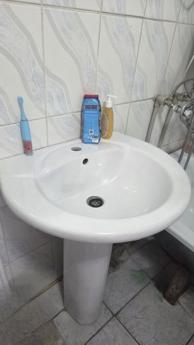 РАКОВИНА Продам жана