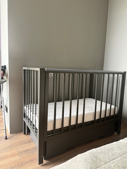 Продажи детскую кровать