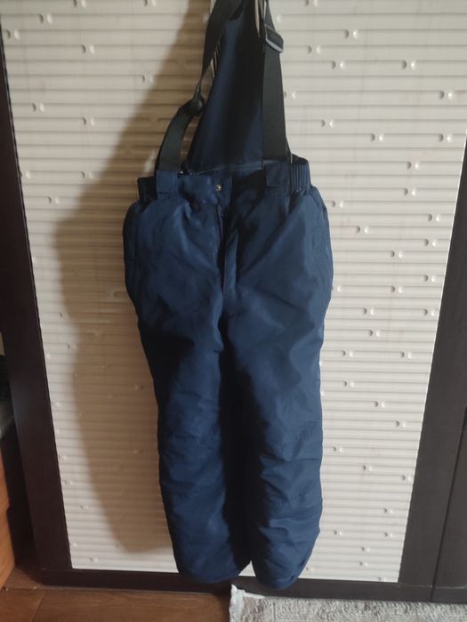 Продам зимний комбинезон на мальчика.