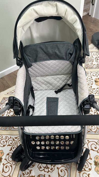 Коляска өте жақсы жағдайда