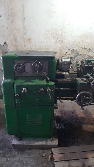 Tokarniy stanok 1m61