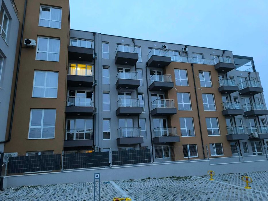 Двустаен апартамент под наем в местност Пчелина