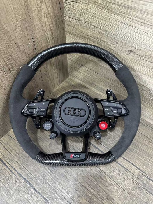 Audi Custom Спортен Волан – Персонализиран Дизайн!