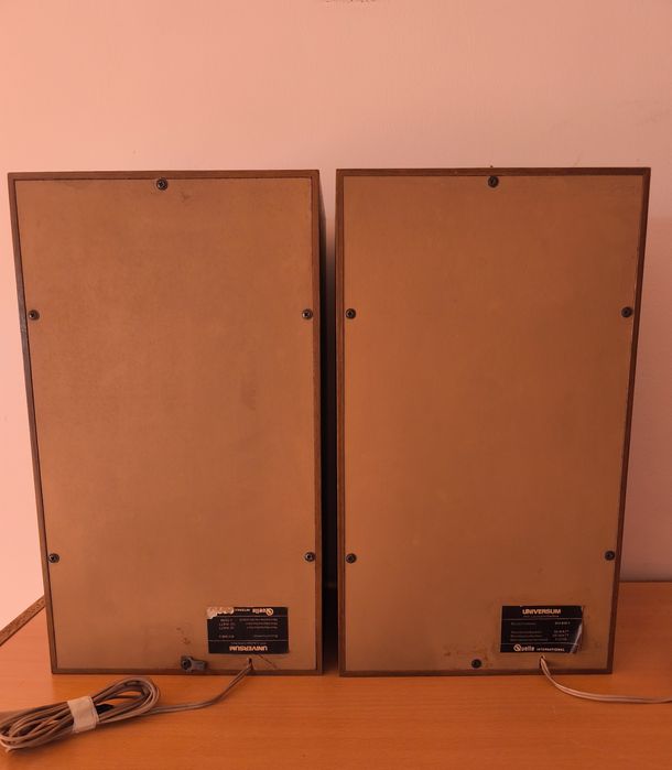 Винтидж тонколони Universum