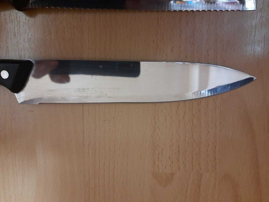 Нови прав и назъбен нож ESPERANSA на ниски цени