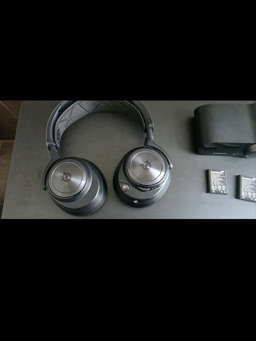 Steelseries Arctis Nova Pro Wireless