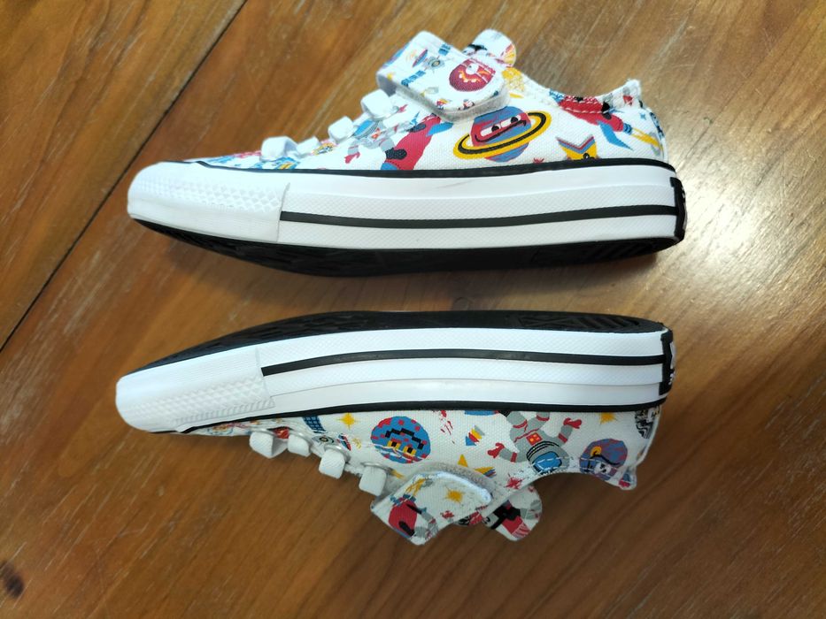 Tenesi Converse mărimea 28 int. 18 cm