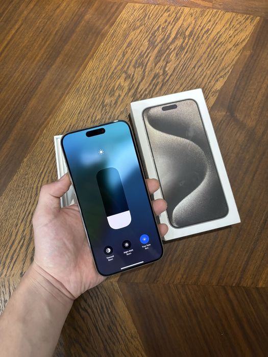 Iphone 15 pro max 256 gb natural titan