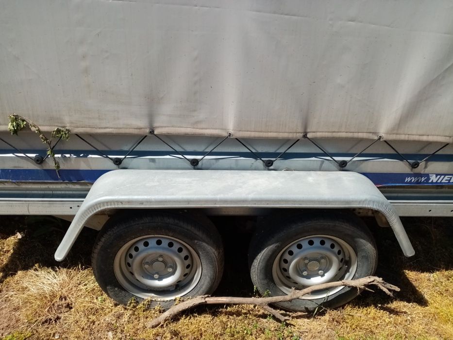Remorca 2 axe,750 kg