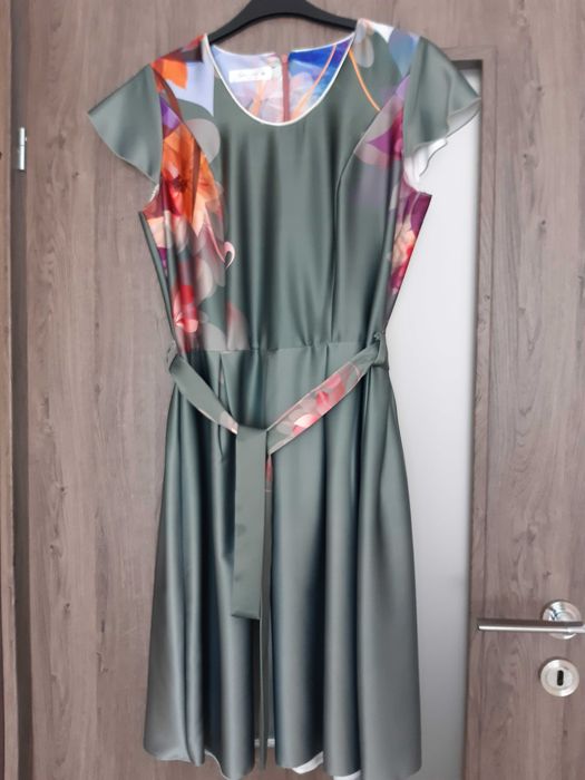 Rochie eleganta, 40-42, eveniment sau de zi