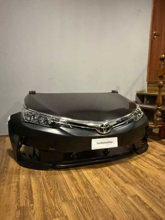 Кузовные запчасти Toyota Corolla 180