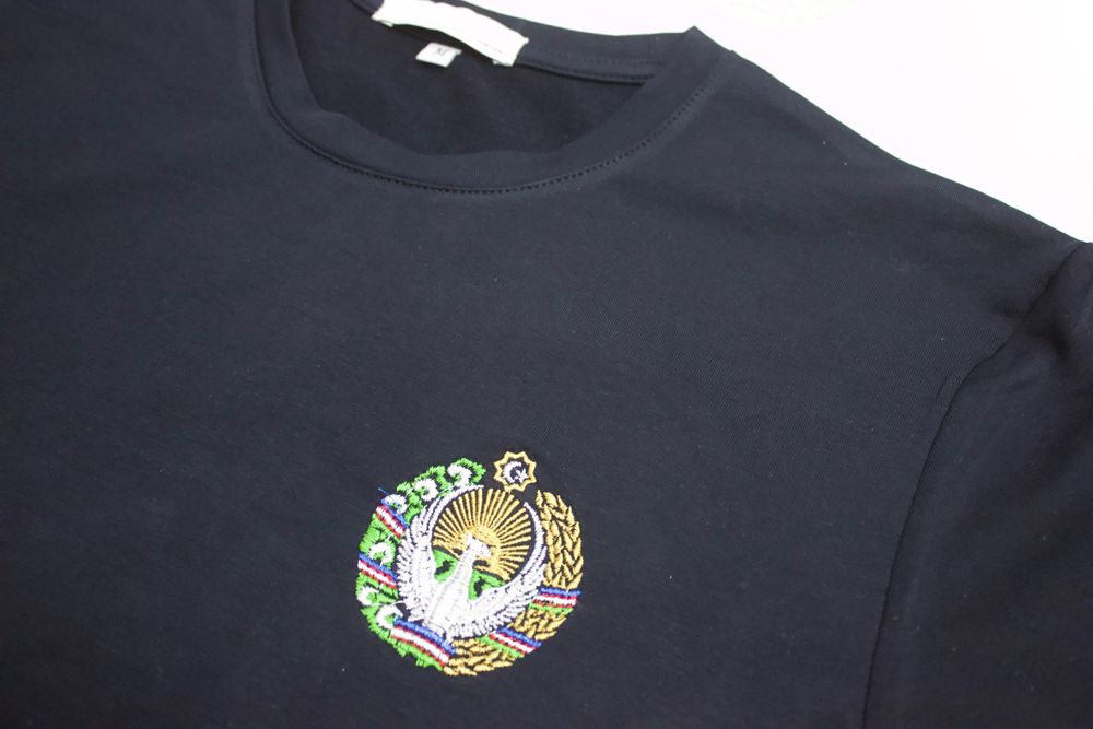 Футболка с гербом Узбекистана — стиль, качество и гордость страны