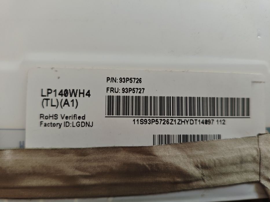 Продам экран ноутбука самсунг