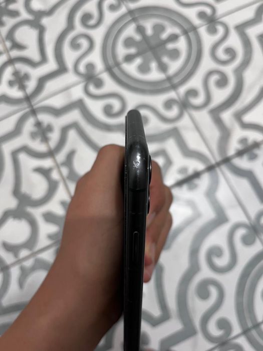 Iphone 11  64 gb
