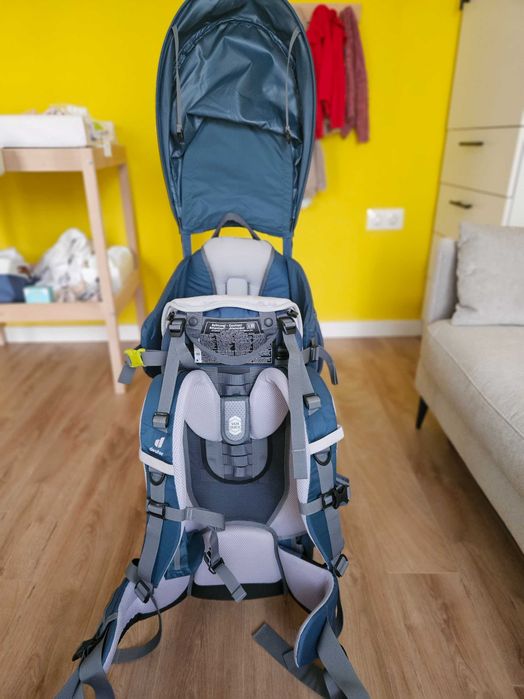 Раница за носене на дете Deuter Kid Comfort 1 Plus – почти нова