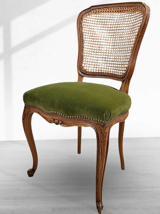 6 броя трапезни столове тъмен дъб с ратанова седалка в стил "ЛУИ XV"