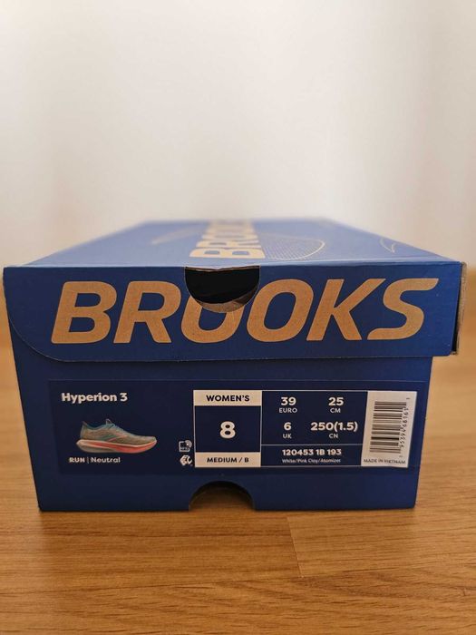 Маратонки за бягане Brooks Hyperion 3 W