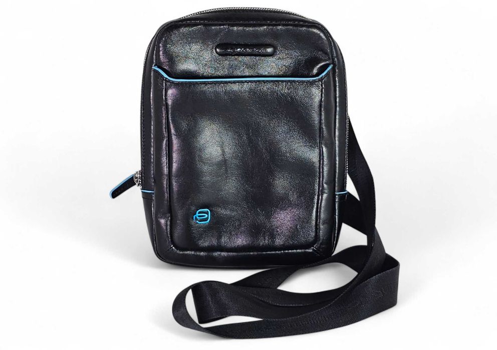 Piquadro - мъжка кожена чанта за през рамо