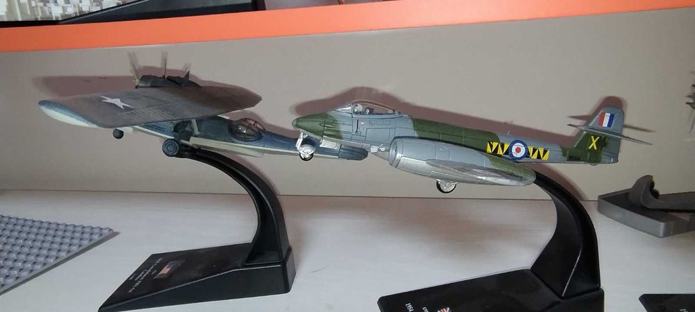 продавам самолети в мащаб 1:72 и 1:144 и 1:200