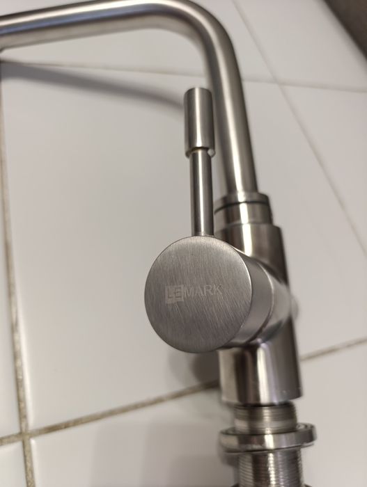 Смеситель для кухни Le Mark