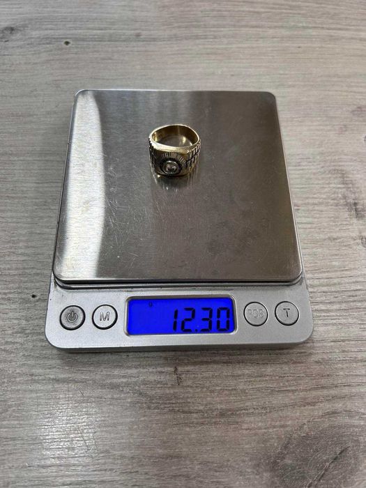 Златен пръстен 14 К 585 / 12,30 гр.