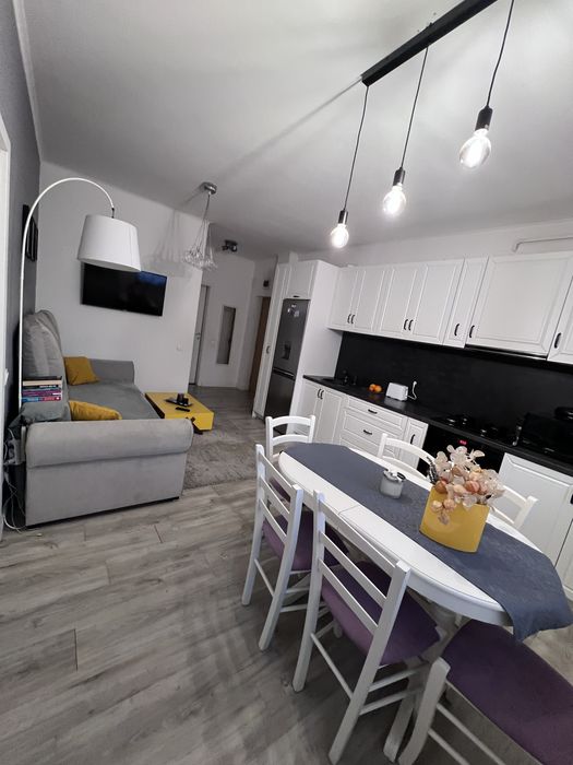 Inchiriez apartament 2 camere