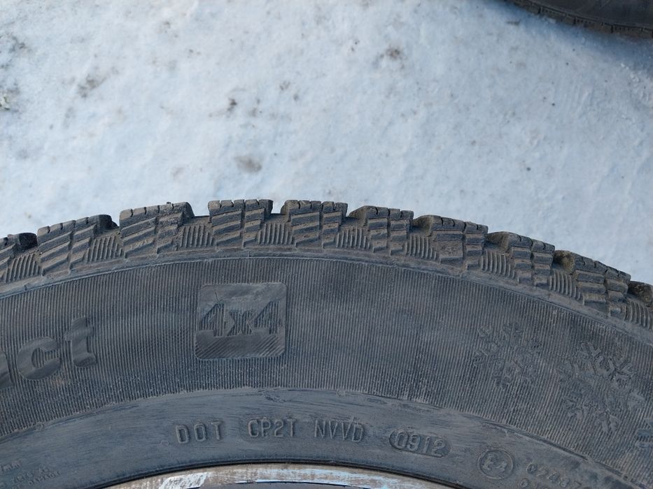 4 шины Continental 255 55 R18.