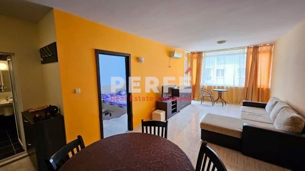 Продава се Двустаен апартамент в к.к. Слънчев бряг - 65 кв.м за 1077 €/кв.м - Снимка #3