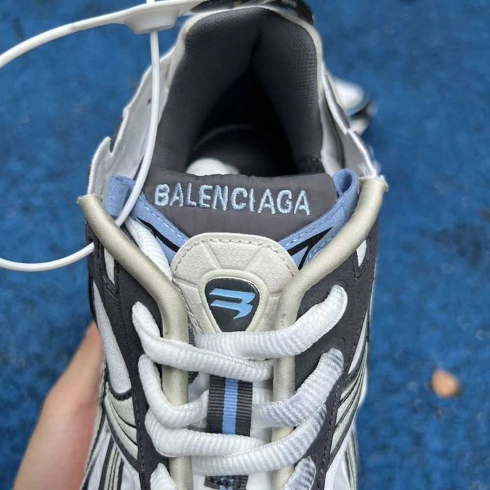 Balenciaga Runner - White/Tan
