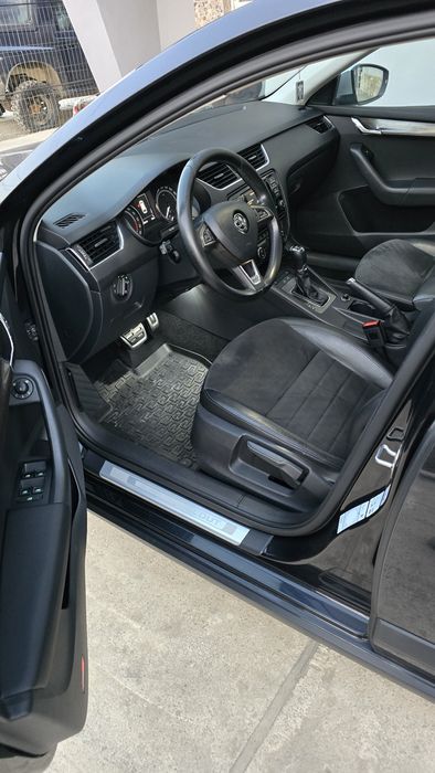 Skoda octavia 3 Scout  4x4 1.9 184cp DSG