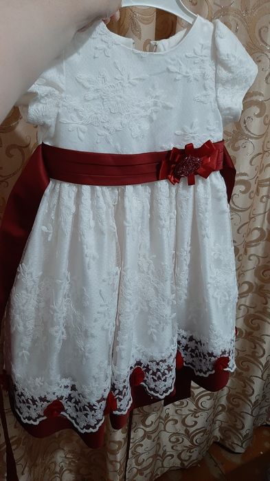 Продам платье детское в хорошем состоянии